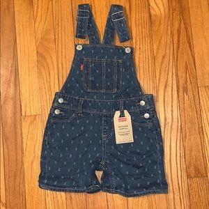 Levi short Overalls size 5 REG Girls